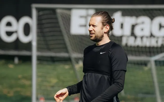 EUr1QcGXgAAJgar-crop EUr1QcGXgAAJgar-crop