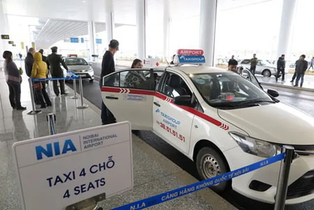 Hà Nội yêu cầu taxi dừng hoạt động đón khách tại sân bay Nội Bài - Ảnh 1. Hà Nội yêu cầu taxi dừng hoạt động đón khách tại sân bay Nội Bài - Ảnh 1.