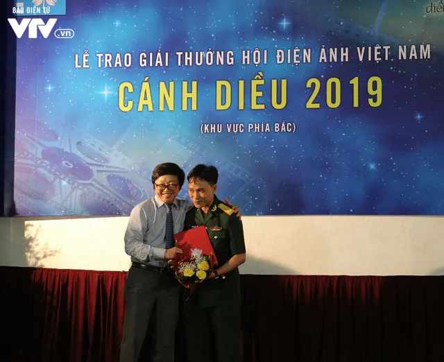 Nhìn lại những hình ảnh đáng nhớ tại lễ trao giải Cánh diều 2019 - Ảnh 7.