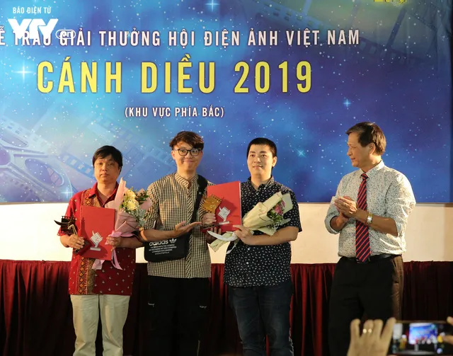 Nhìn lại những hình ảnh đáng nhớ tại lễ trao giải Cánh diều 2019 - Ảnh 11.