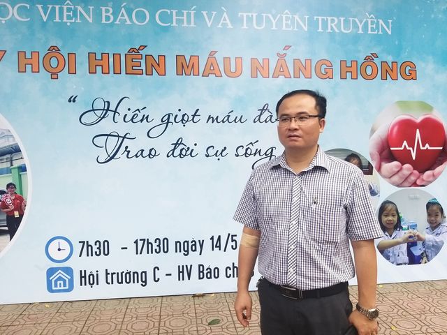 Tiếp nhận hàng trăm đơn vị máu tại Học viện Báo chí và Tuyên truyền trong mùa dịch COVID-19 - Ảnh 1.