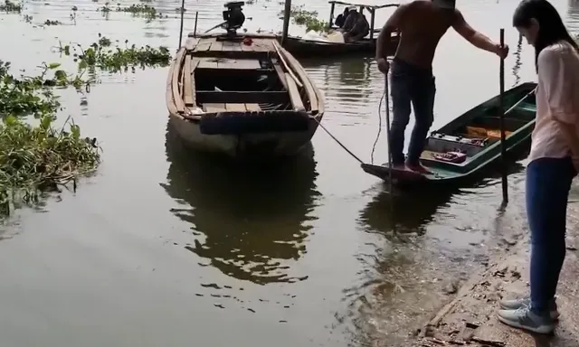 Bắt cá phóng sinh còn dùng hung khí đánh công an - Ảnh 3.