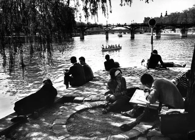 Paris thời xưa cũ: Lãng mạn và yên bình - Ảnh 2.