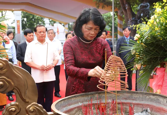 Hà Nội đón nhận Bằng xếp hạng Di tích Quốc gia đặc biệt  đền, chùa, đình Hai Bà Trưng - Ảnh 2.