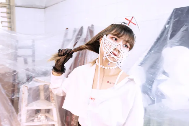Ngỡ ngàng trước thiết kế khẩu trang của sinh viên Kiến trúc - Ảnh 3. Ngỡ ngàng trước thiết kế khẩu trang của sinh viên Kiến trúc - Ảnh 3.