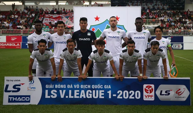 ẢNH: Hoàng Anh Gia Lai thắng tối thiểu DNH Nam Định (Vòng 4 V.League 2020) - Ảnh 3.