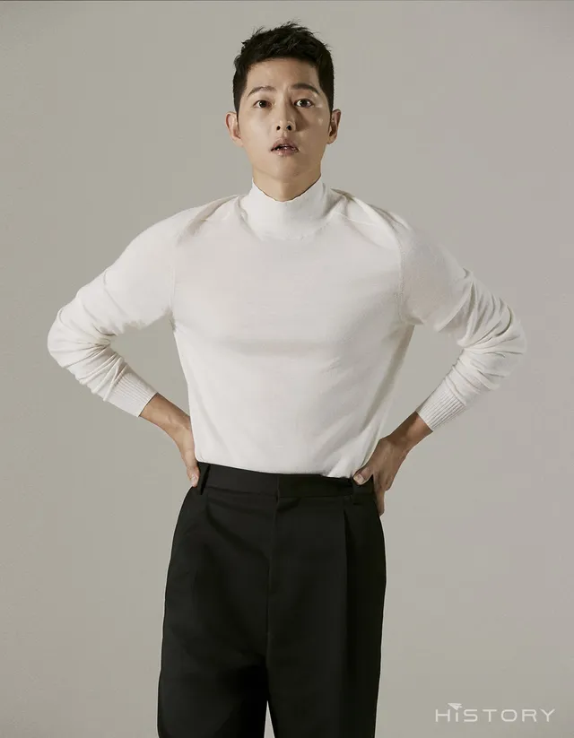 Song Joong Ki tung bộ ảnh mới, hé lộ cuộc sống đời tư - Ảnh 3.