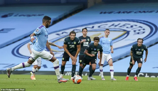 Vòng 30 Ngoại hạng Anh: Mahrez - Foden tỏa sáng, Man City thắng đậm Burnley! - Ảnh 1.