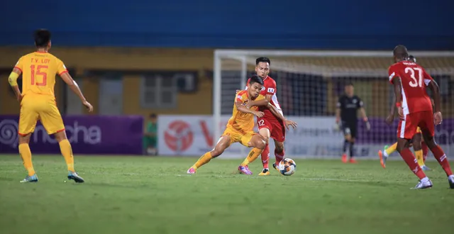 Chùm ảnh: CLB Viettel thua CLB Thanh Hóa ngay tại Hàng Đẫy (Vòng 6 V.League 2020) - Ảnh 10.