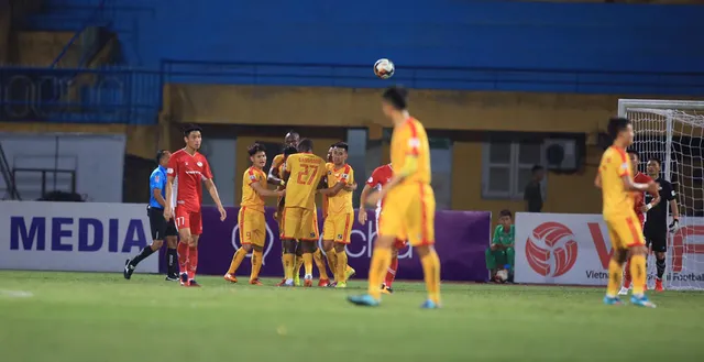 Chùm ảnh: CLB Viettel thua CLB Thanh Hóa ngay tại Hàng Đẫy (Vòng 6 V.League 2020) - Ảnh 6.