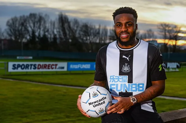 Danny-Rose-Newcastle-Vietnam9 Danny-Rose-Newcastle-Vietnam9