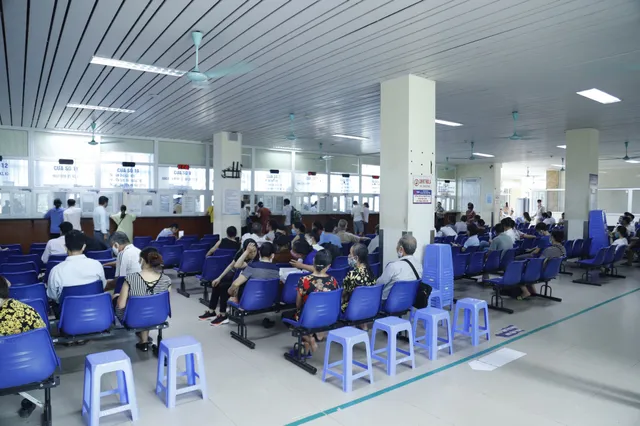 Bệnh viện tăng cường chống nóng cho bệnh nhân - Ảnh 1. Bệnh viện tăng cường chống nóng cho bệnh nhân - Ảnh 1.