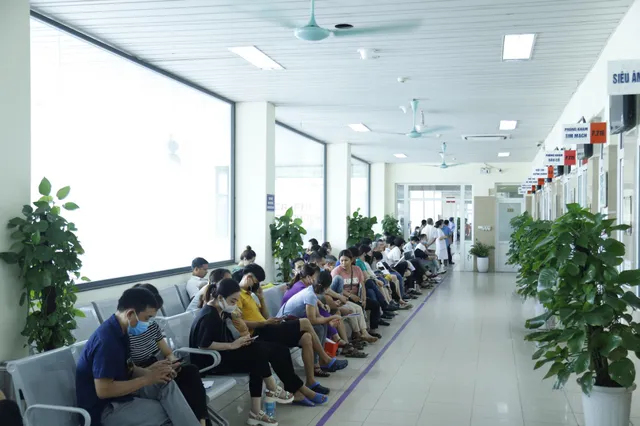 Bệnh viện tăng cường chống nóng cho bệnh nhân - Ảnh 5. Bệnh viện tăng cường chống nóng cho bệnh nhân - Ảnh 5.