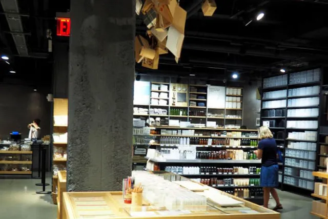 Triết lý hư không không chống đỡ nổi COVID-19, Muji Mỹ nộp đơn xin phá sản - Ảnh 1. Triết lý hư không không chống đỡ nổi COVID-19, Muji Mỹ nộp đơn xin phá sản - Ảnh 1.