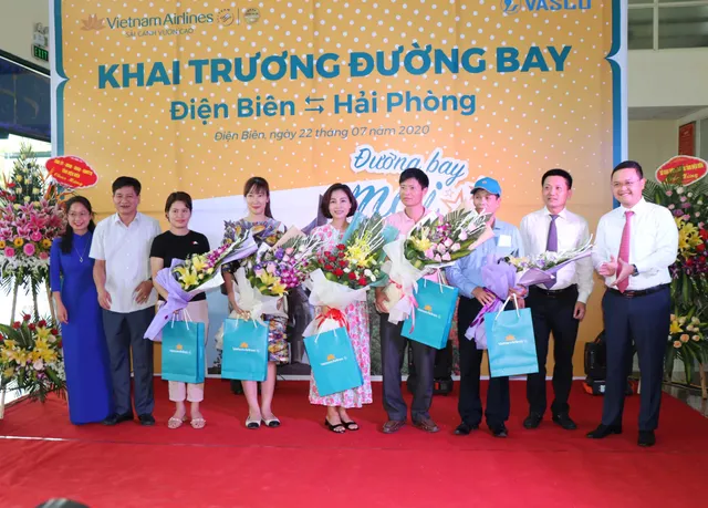 Khai trương đường bay Điện Biên - Hải Phòng - Ảnh 2.