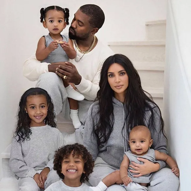 Sau lùm xùm tố vợ ngoại tình, Kanye West lên tiếng xin lỗi - Ảnh 2.