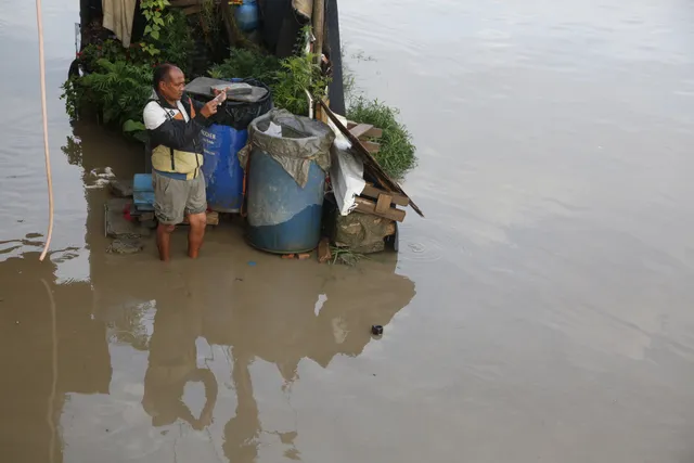 Lũ lụt và lở đất gây thiệt hại lớn tại Nepal, ít nhất 132 người thiệt mạng - Ảnh 4.