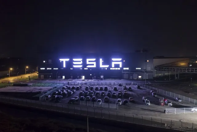 Đánh bại COVID-19, cho Toyota hít khói: Elon Musk đã làm gì với Tesla? - Ảnh 6. Đánh bại COVID-19, cho Toyota hít khói: Elon Musk đã làm gì với Tesla? - Ảnh 6.