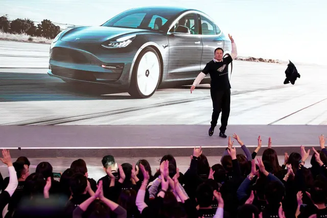 Đánh bại COVID-19, cho Toyota hít khói: Elon Musk đã làm gì với Tesla? - Ảnh 3. Đánh bại COVID-19, cho Toyota hít khói: Elon Musk đã làm gì với Tesla? - Ảnh 3.