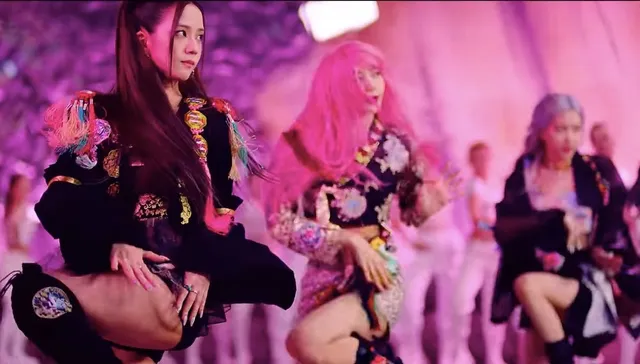 How You Like That của BLACKPINK lọt top BXH Billboard 100 - Ảnh 1. How You Like That của BLACKPINK lọt top BXH Billboard 100 - Ảnh 1.