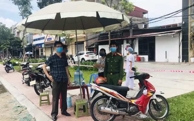 Sở Y tế Hải Dương phát thông báo khẩn, tìm người từng đến nhà hàng Thế giới bò tươi - Ảnh 2.