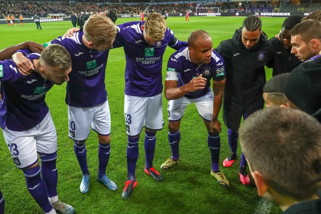 Vincent Kompany trở thành HLV trưởng CLB Anderlecht - Ảnh 1.