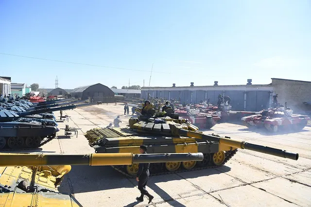 Ngắm chiến mã dũng mãnh T-72B3 của tuyển Xe tăng QĐND Việt Nam sắp xung trận - Ảnh 5. Ngắm chiến mã dũng mãnh T-72B3 của tuyển Xe tăng QĐND Việt Nam sắp xung trận - Ảnh 5.