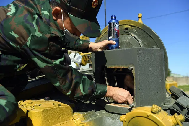 Ngắm chiến mã dũng mãnh T-72B3 của tuyển Xe tăng QĐND Việt Nam sắp xung trận - Ảnh 3. Ngắm chiến mã dũng mãnh T-72B3 của tuyển Xe tăng QĐND Việt Nam sắp xung trận - Ảnh 3.