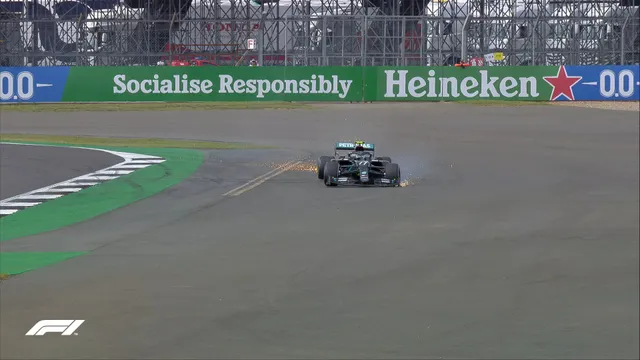 Đua xe F1: Nổ lốp ở vòng đua cuối, Lewis Hamilton vẫn về nhất tại Silverstone - Ảnh 6.