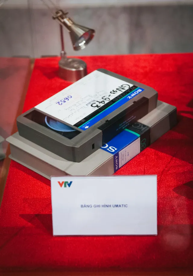 Những kỷ vật đồng hành cùng VTV từ những ngày đầu - Ảnh 14. Những kỷ vật đồng hành cùng VTV từ những ngày đầu - Ảnh 14.