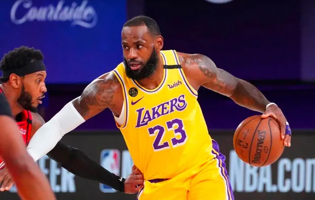 NBA Playoffs 2020 - ngày 21/8: Sự trở lại kịp thời - Ảnh 1.