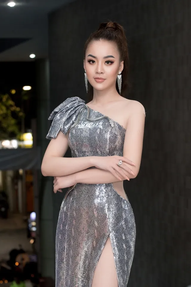 Người đẹp Hoa hậu Hoàn vũ hóa gái làng chơi, quyến rũ Huỳnh Anh trong Lựa chọn số phận - Ảnh 4.