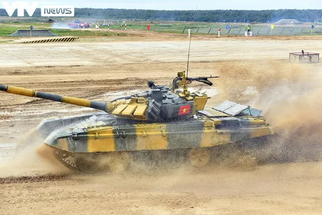 Ảnh: Đội tuyển Xe tăng QĐND Việt Nam giành ngôi nhì bảng ở Army Games 2020 - Ảnh 9. Ảnh: Đội tuyển Xe tăng QĐND Việt Nam giành ngôi nhì bảng ở Army Games 2020 - Ảnh 9.