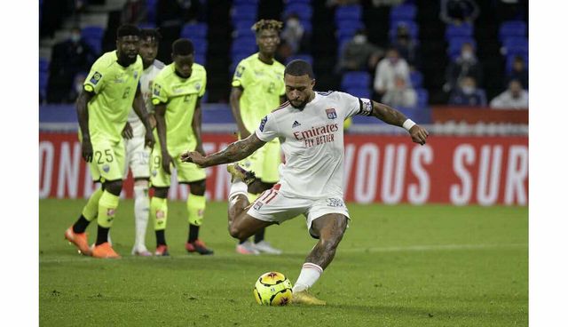 Lyon 4-1 Dijon: Memphis Depay lập hat-trick, Lyon ngược dòng thắng tưng bừng - Ảnh 2.