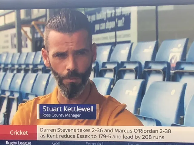 David De Gea bất ngờ với bản sao của mình ở... Scotland - Ảnh 4.