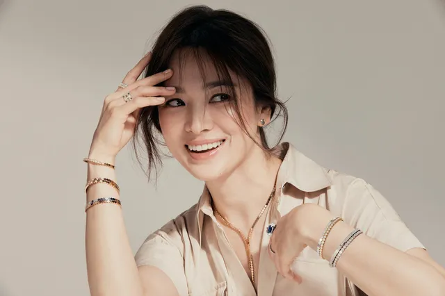 Ngẩn ngơ ngắm nhan sắc đỉnh cao của Song Hye Kyo - Ảnh 1.