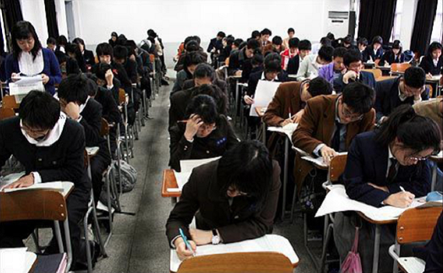 Hàn Quốc phòng dịch cho kỳ thi tuyển sinh đại học như thế nào? - Ảnh 1.