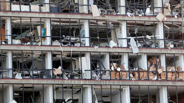 Vụ nổ kinh hoàng tại Beirut: Những giả thuyết mới được hé lộ - Ảnh 6. Vụ nổ kinh hoàng tại Beirut: Những giả thuyết mới được hé lộ - Ảnh 6.