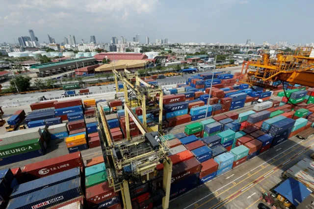 Kinh tế Thái Lan suy giảm mạnh nhất trong nhóm ASEAN+3 - Ảnh 1.