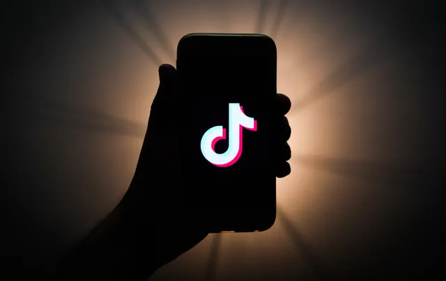 TikTok - “Quân cờ” tiếp theo trong cuộc chiến công nghệ Mỹ - Trung Quốc? - Ảnh 1. TikTok - “Quân cờ” tiếp theo trong cuộc chiến công nghệ Mỹ - Trung Quốc? - Ảnh 1.