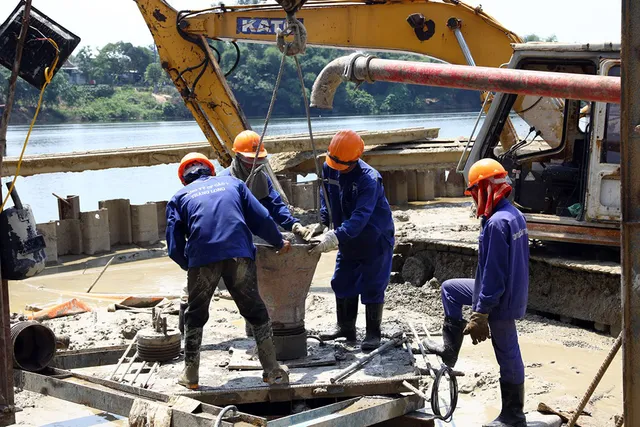 Quyết liệt thúc đẩy giải ngân 100% vốn đầu tư công năm 2020 - Ảnh 1. Quyết liệt thúc đẩy giải ngân 100% vốn đầu tư công năm 2020 - Ảnh 1.