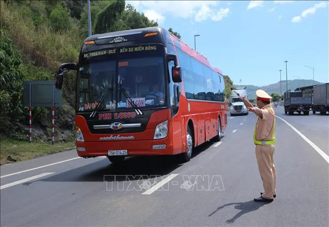 Công điện bảo đảm an toàn giao thông trước diễn biến mới của dịch COVID-19 - Ảnh 1.