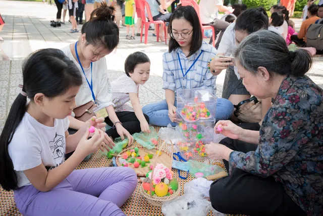 Trở về mùa trăng tuổi thơ với chương trình Người giữ lửa Trung thu - Ảnh 3.