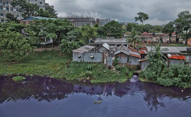 Những dòng sông châu Á chuyển đen: Trách nhiệm của ngành công nghiệp thời trang - Ảnh 3.