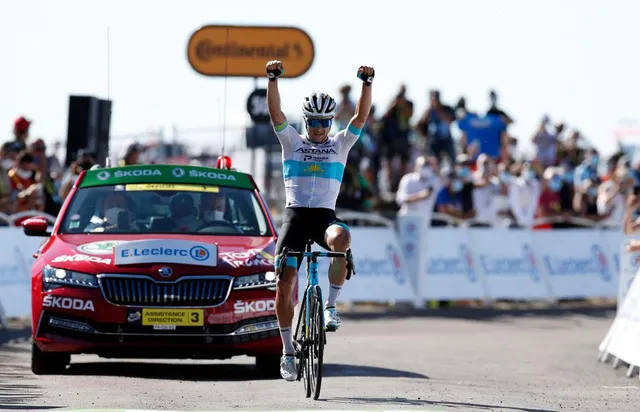 Tay đua Alexey Lutsenko về nhất chặng 6 Tour de France - Ảnh 2.