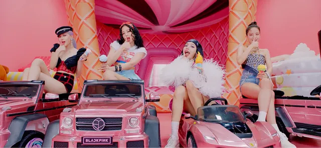 BLACKPINK - Nhóm nhạc nữ K-Pop đầu tiên lọt top 20 Billboard 100 - Ảnh 2. BLACKPINK - Nhóm nhạc nữ K-Pop đầu tiên lọt top 20 Billboard 100 - Ảnh 2.