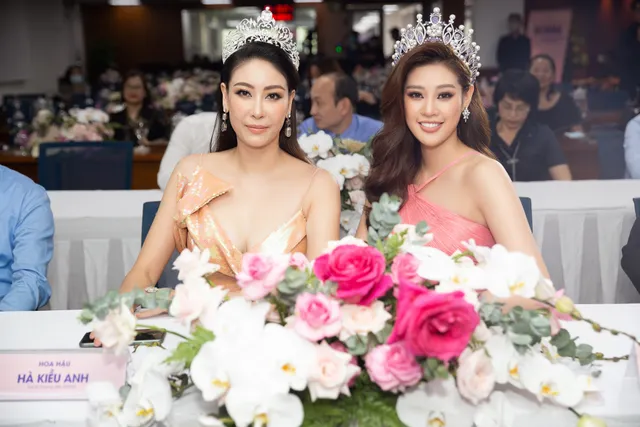 Hoa hậu Khánh Vân xuất hiện rạng rỡ với vương miện “trái tim dũng cảm” - Ảnh 6. Hoa hậu Khánh Vân xuất hiện rạng rỡ với vương miện “trái tim dũng cảm” - Ảnh 6.