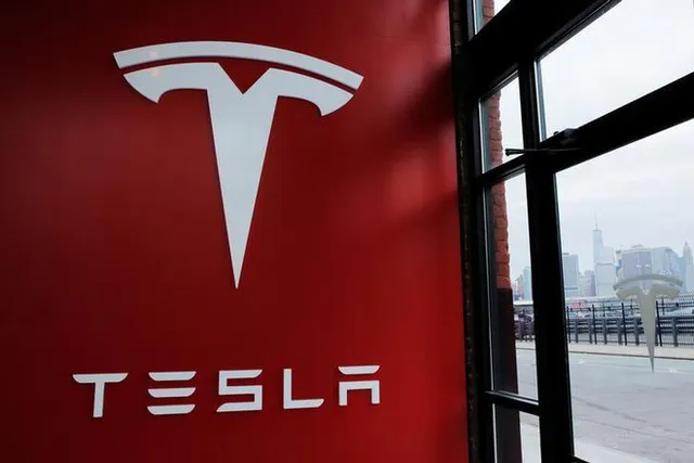 Chuyên gia nhận định cổ phiếu Tesla nguy hiểm nhất phố Wall - Ảnh 1. Chuyên gia nhận định cổ phiếu Tesla nguy hiểm nhất phố Wall - Ảnh 1.