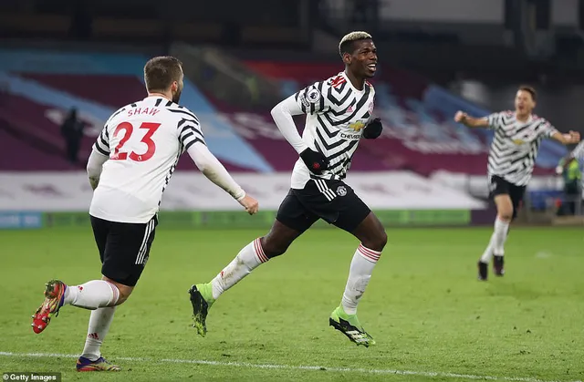 Burnley 0-1 Man Utd: Pogba lập công, MU độc chiếm ngôi đầu! - Ảnh 1.