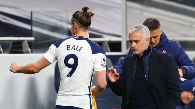 HLV Mourinho không hài lòng với Bale - Ảnh 2.